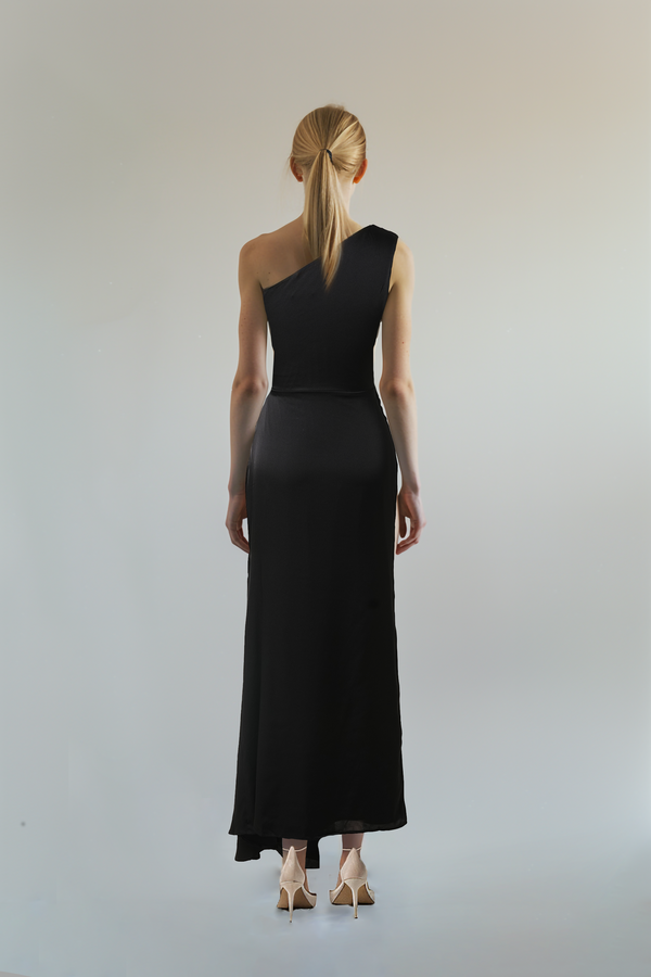 Black Silk Elastic Satin One-Shoulder Long Dress